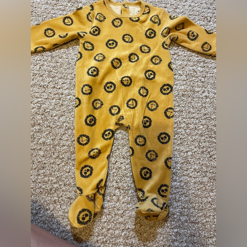 12m brand new footy pajamas